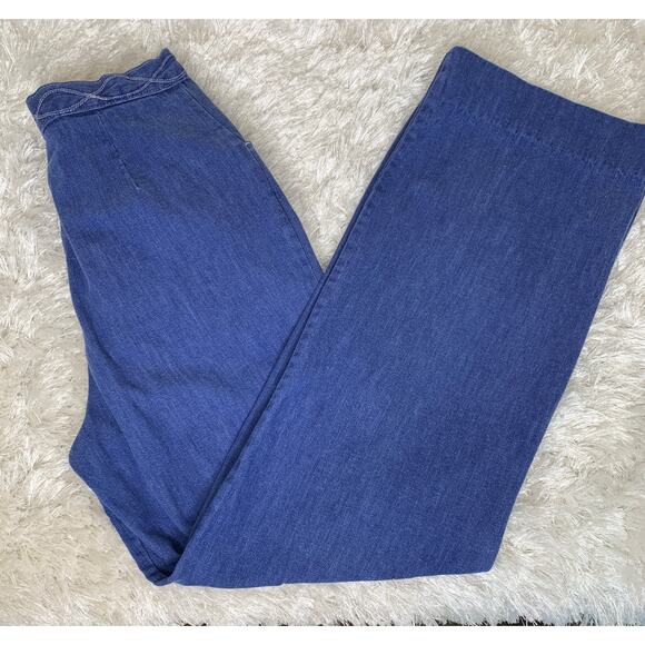 70s Vintage High Waisted Jeans Waist 26" Topstitched Pattern Waist - Picture 1 of 6